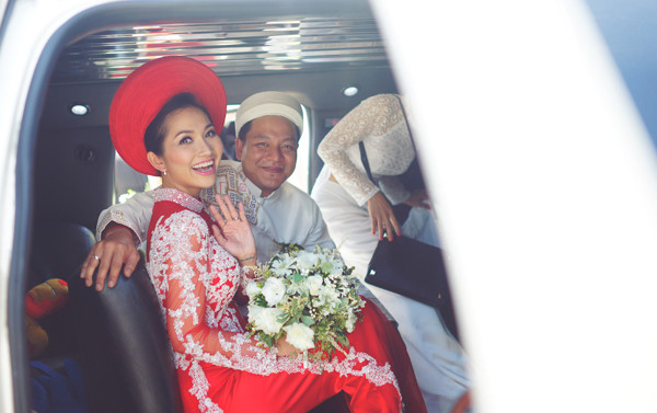 Kim Hiền từng một lần đổ vỡ hôn nhân với DJ Phong và phải trải qua khoảng thời gian làm mẹ đơn thân, một mình nuôi bé Sonic. Sau đó, hạnh phúc một lần nữa mỉm cười với cô khi được doanh nhân Việt kiều Andy ngỏ lời cầu hôn.