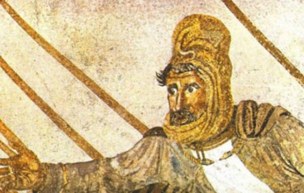 Darius III trở thành nhà vua Ba Tư trong bối cảnh đế chế này đang trên đường sụp đổ. Nguyên do là vì dưới sự trị vì của vua Darius III, nhiều cuộc nổi loạn xảy ra khắp đế chế Ba Tư.