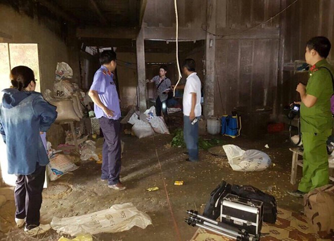 3.Vụ án sát hại 4 người trong một gia đình ở Lào Cai Khoảng 21h30 ngày 9/8/2016, thôn Phìn Ngan, xã Trịnh Tường, huyện Bát Xát xảy ra vụ án mạng nghiêm trọng sát hại 4 người trong gia đình anh Tẩn Ông Nải (SN 1994). Nạn nhân gồm: chị Tẩn Tả Mẩy (SN 1994, vợ anh Nải), cháu Tẩn Mai Phương (sinh năm 2014, con gái anh Nải), con gái thứ 2 của anh Nải mới hơn 20 ngày tuổi và cháu ruột Tẩn Thùy Chi (sinh năm 2010) đều bị tử vong.