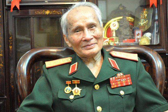 Ông đã trực tiếp chỉ huy, tham gia nhiều chiến dịch, nhiều trận chiến đấu, giành thắng lợi lớn. Trong đó, phải kể đến chiến dịch Chư Pa tháng 1/1969, Trung đoàn 24A ông làm Trung đoàn trưởng có nhiệm vụ luồn sâu trong lòng địch, đánh tiêu hao lực lượng; đồng thời đánh cắt giao thông đường 14, cắt đứt tiếp tế của địch ở địa bàn Kon Tum.