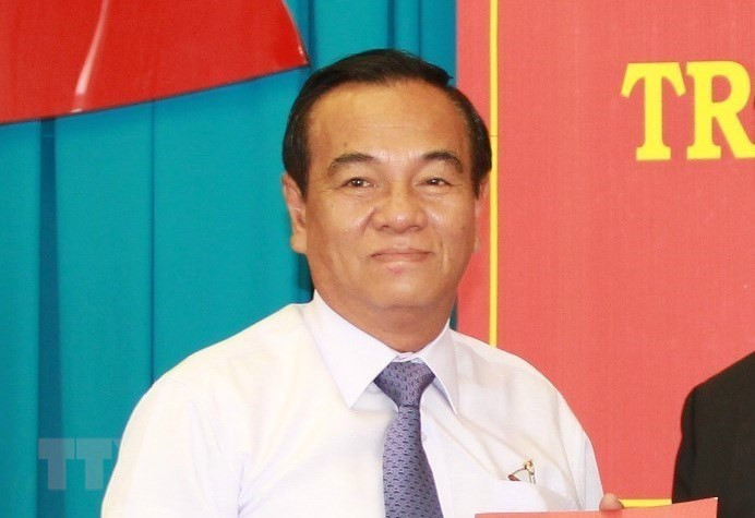 Ông Trần Đình Thành (sinh năm 1955, quê huyện Long Đất , Bà Rịa - Vũng Tàu) từng giữ chức Bí thư Tỉnh ủy Đồng Nai hơn hai nhiệm kỳ. Năm 2004, khi đang là Phó Bí thư Thường trực Tỉnh ủy, ông Trần Đình Thành được Trung ương chỉ định làm Bí thư Tỉnh ủy Đồng Nai khóa VII (nhiệm kỳ 2001 - 2005). (Ảnh: TTXVN)