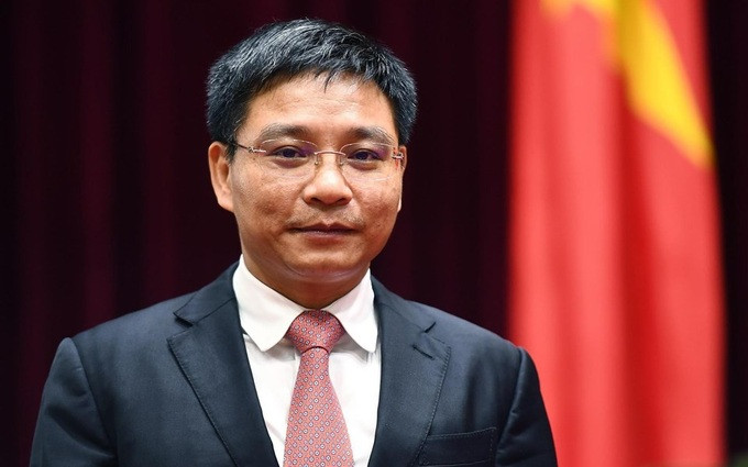 Sáng 21/10, Thủ tướng Chính phủ trình Quốc hội về việc đề nghị phê chuẩn bổ nhiệm nhân sự Bộ trưởng Bộ Giao thông Vận tải nhiệm kỳ 2021-2026. Theo đó, nhân sự được giới thiệu giữ chức Bộ trưởng Bộ GTVT là ông Nguyễn Văn Thắng, Bí thư Tỉnh ủy Điện Biên.