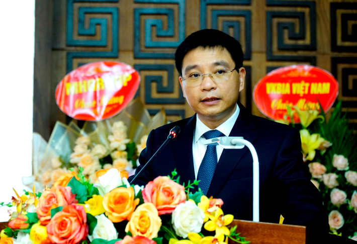 Tháng 4/2014 - 5/2014: Ủy viên Ban Thường vụ Đảng ủy-Chủ tịch Hội đồng quản trị Ngân hàng Thương mại cổ phần Công Thương Việt Nam. Từ 5/2014 - 9/2014: Bí thư Đảng ủy-Chủ tịch Hội đồng quản trị Ngân hàng Thương mại cổ phần Công Thương Việt Nam