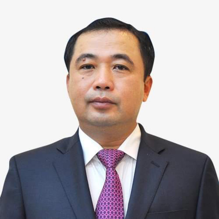 Tân Bí thư Tỉnh ủy Hải Dương cho biết, mục tiêu Nghị quyết Đại hội Đảng bộ tỉnh lần thứ 17, nhiệm kỳ 2020-2025 đã đề ra: “Tăng cường xây dựng, chỉnh đốn Đảng, nâng cao hiệu quả hoạt động của hệ thống chính trị; phát huy ý chí, khát vọng, sức mạnh đại đoàn kết toàn dân, đẩy mạnh đổi mới sáng tạo, huy động mọi nguồn lực cho phát triển nhanh và bền vững; phấn đấu đến năm 2025 là tỉnh công nghiệp theo hướng hiện đại, tạo nền tảng để Hải Dương sớm trở thành thành phố trực thuộc Trung ương” và phương châm “Đoàn kết - Dân chủ - Kỷ cương - Sáng tạo - Phát triển”.