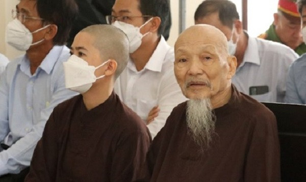 Sau đó, tất cả 6 bị cáo đã làm đơn lên Tòa án nhân dân tỉnh Long An kháng cáo bản án sơ thẩm của Tòa án nhân dân huyện Đức Hòa.