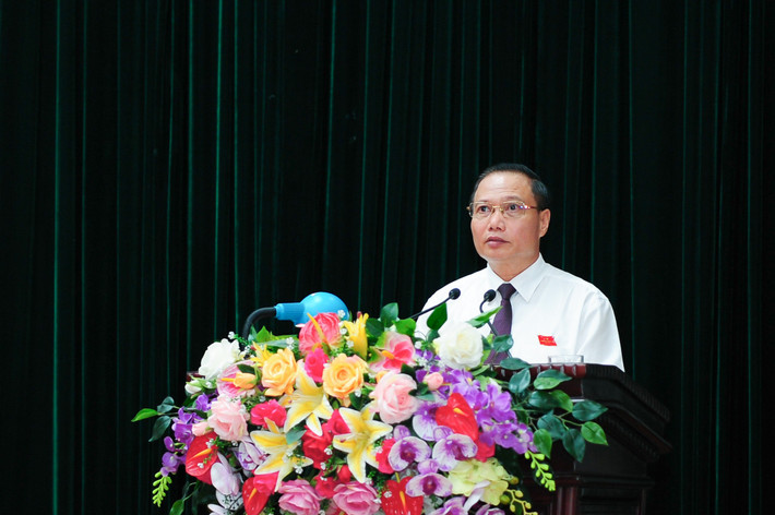 Đáng lưu ý, dù đang trong thời gian bị kỷ luật cảnh cáo, nhưng ông Trần Hồng Quảng vẫn được cơ cấu làm Phó Ban chỉ đạo phòng, chống tham nhũng, tiêu cực tỉnh Ninh Bình khiến dư luận không khỏi xôn xao, bàn tán. Sau khi báo chí thông tin sự việc, Ban Thường vụ Tỉnh ủy Ninh Bình đã có quyết định thay thế kiện toàn lại Ban chỉ đạo phòng, chống tham nhũng, tiêu cực tỉnh Ninh Bình và ông Trần Hồng Quảng đã không có tên.