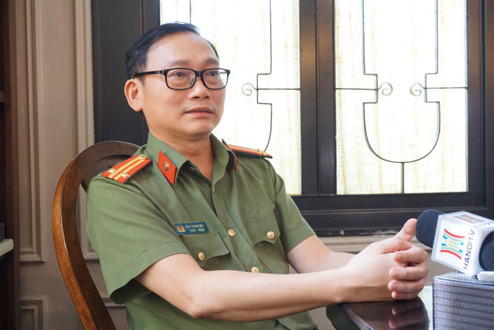Trung tá Đào Trung Hiếu (chuyên gia tội phạm học, Bộ Công an) cho rằng, trước yêu cầu, mong mỏi của cộng đồng xã hội về sự minh bạch thông tin, việc các cơ quan bảo vệ pháp luật vào cuộc tiến hành điều tra, xác minh thông tin là cần thiết và kịp thời để giải tỏa những nghi ngờ, bức xúc của dư luận.