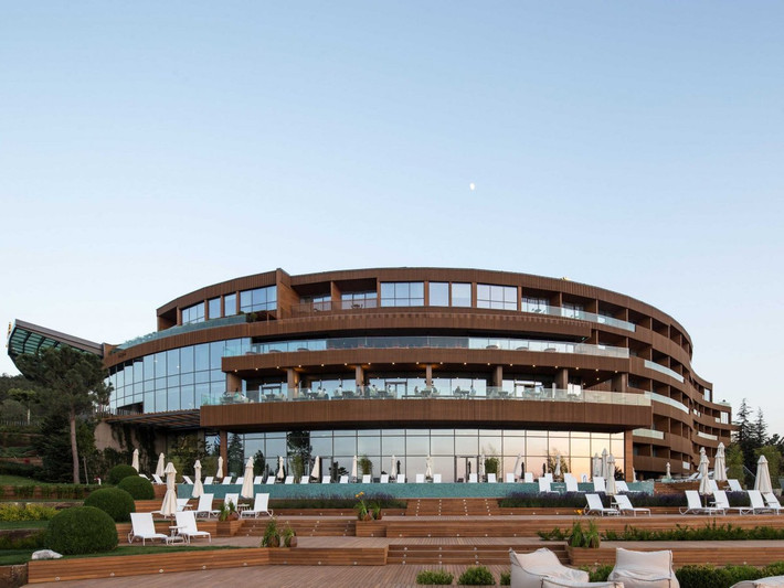 Khách sạn Thermal Spa (ở Eskisehir, Thổ Nhĩ Kỳ) do công ty Gad Architecture thiết kế. Công trình này thuộc hạng mục khách sạn và giải trí.