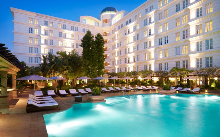 Khách sạn khác cũng lọt danh sách 100 khách sạn tốt nhất thế giới của Travel+Leisure là Park Hyatt Saigon xếp hạng 68/100.