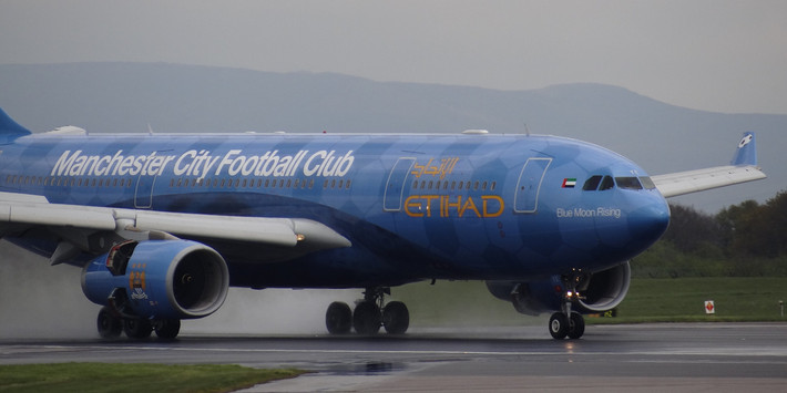 Máy bay Airbus A330 là một mẫu máy bay dân dụng chở khách thương mại khoang rộng, có sức chứa lớn, có tầm bay từ trung bình đến xa.
