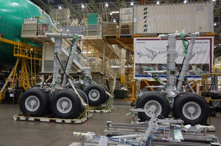 Tất cả máy bay 747 chở khách hoặc vận tải hàng hóa đều được sản xuất ở Everett. Nhà máy này cũng lắp ráp các dòng máy bay hiện đại 767, 777 và 787 Dreamliner.