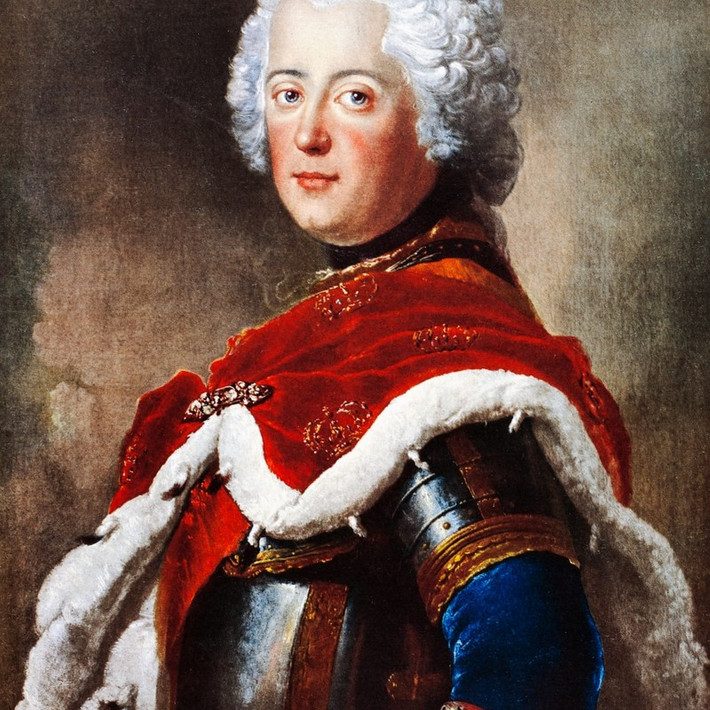 Tương tự Hán Văn đế, Friedrich đại đế (hay còn gọi Friedrich đệ nhị) là vị vua anh minh nổi tiếng lịch sử nước Đức. Ông là người văn võ toàn tài, giúp đất nước ngày càng vững mạnh cũng như mở rộng lãnh thổ thông qua các cuộc chinh phạt.