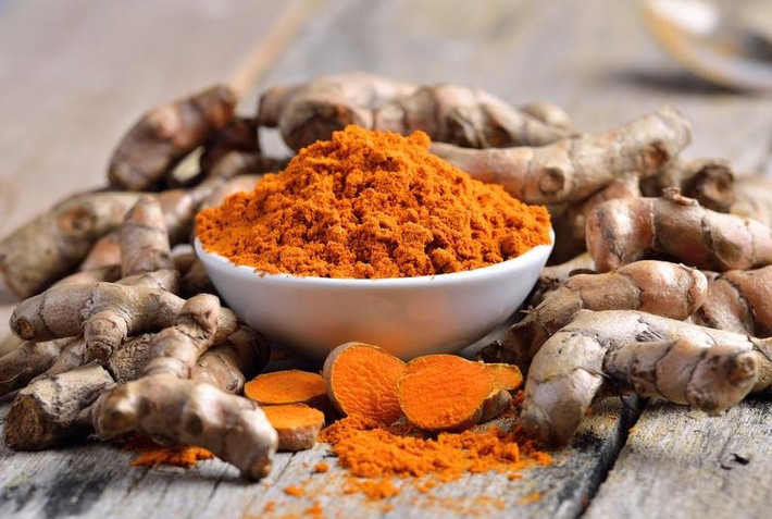 Giảm hội chứng ruột kích thích: Rối loạn này có thể ảnh hưởng nghiêm trọng đến cuộc sống hàng ngày của người bệnh với sự khó chịu bởi những cơn đau bụng tái phát, đầy hơi, tiêu chảy hoặc các vấn đề khó chịu khác về ruột. Nghệ có thể làm giảm giúp các triệu chứng khó chịu này.