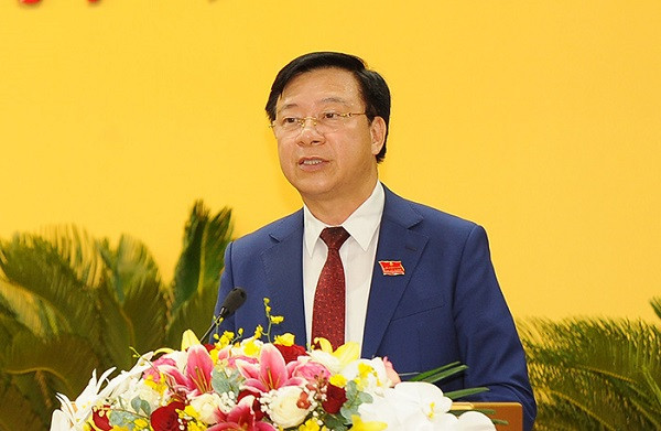 Ông Thăng giữ chức vụ Bí thư Tỉnh ủy Hải Dương khóa XVII, Chủ tịch HĐND tỉnh Hải Dương khóa XVI, nhiệm kỳ 2016-2021 cho đến khi bị kỷ luật, khởi tố, bắt giam do có sai phạm liên quan đại án Việt Á.