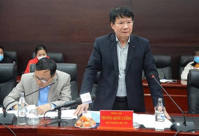 Theo lời khai của ông Trương Quốc Cường (Thứ trưởng Bộ Y tế - thời điểm năm 2014 là Cục trưởng Cục QLD), đối với các thông tin, tài liệu Cục QLD nhận được từ thời điểm 2014 chưa đủ cơ sở để dừng lưu hành các thuốc mang nhãn mác Health 2000, chưa đủ cơ sở đề nghi ngờ về nguồn gốc thuốc.