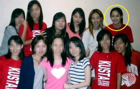 Kim Tae Hee được mệnh danh là nữ hoàng quảng cáo của Hàn Quốc. Cô từng là người đại diện của nhiều thương hiệu nổi tiếng.