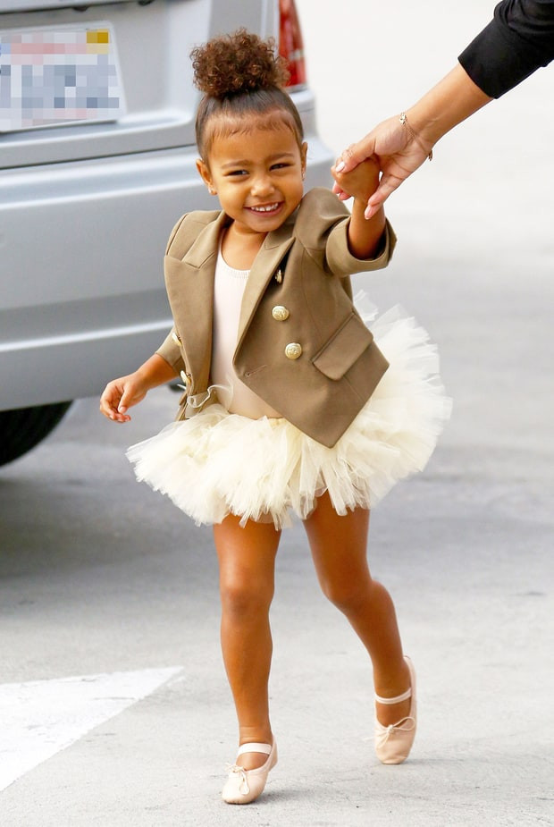 North West, con gái đầu lòng của Kim Kardshian và Kanye West chào đời ngày 15/6/2013 trong niềm vui vô bờ bến của ngôi sao truyền hình thực tế. (Ảnh: AKM-GSI)