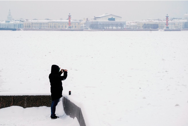 Ở Petersburg, tuyết rơi vào tháng 11 và mùa đông thường không có sương giá.