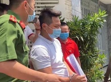 Chiếm đoạt 100 tỷ bằng dự án "ma": Ngày 9/5/2021, Công an tỉnh Đồng Nai khởi tố bị can, bắt tạm giam đối với Hà Huy Huyền, Phạm Thành Lộc, Lê Hữu Trung - Công ty cổ phần bất động sản nhà đất Đồng Nai. Các đối tượng đã cùng Đỗ Sơn Tùng (Giám đốc) huy động tiền của khách hàng, nhận chuyển 10 thửa đất nông nghiệp lập nhiều dự án khu dân cư. Sau đó ký hợp đồng đặt cọc thu về hơn 100 tỷ đồng.