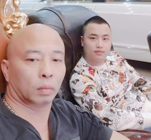 Sau đó, Tiến và 5 đồng phạm đến nhà anh Trần Ngọc Hoàng dùng dao chém nhiều nhát, làm anh Hoàng bị đứt cơ, gân của 2 tay và 2 chân. Sau khi sự việc xảy ra, Nguyễn Xuân Đường đã đến nhà anh Hoàng đưa ra mức bồi thường 130 triệu đồng và yêu cầu anh Hoàng không đi giám định để không xử lý hình sự. Cơ quan chức năng kết luận anh Hoàng bị tổn hại sức khỏe 44%.
