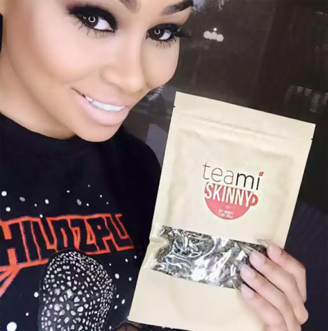 Chưa phải là người mẫu nổi tiếng nên Blac Chyna chỉ kiếm được 1000 USD cho một lần quảng cáo trên mạng xã hội có 8 triệu người theo dõi. Tuy nhiên sau show truyền hình thực tế Rob and Chyna vừa ra mắt vào tháng 9 năm ngoái thì dự đoán cát-sê quảng cáo trên mạng xã hội của Blac sẽ tăng lên 7.500 USD một bài.