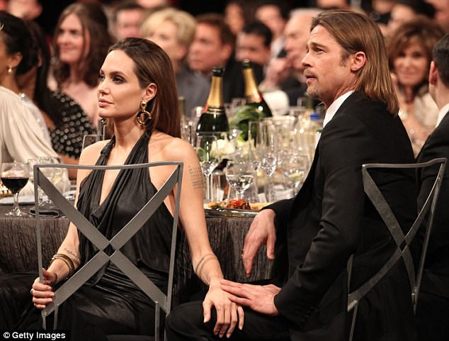 Quá trình dàn xếp quyền nuôi con giữa hai ngôi sao Hollywood vẫn đang diễn ra một cách âm thầm bởi cả hai không muốn ảnh hưởng không tốt tới con và làm ẫm ĩ mọi chuyện thêm nữa. (Ảnh: Getty Images)