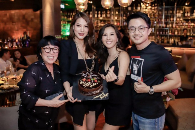 Nhân dịp đón tuổi 42, Trương Ngọc Ánh vô cùng bất ngờ khi nhận được nhiều tình cảm của bạn bè, đồng nghiệp, người hâm mộ.