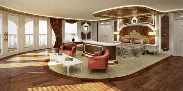 Nội thất của Seven Seas chủ yếu được làm từ gỗ hồ đào, gỗ tếch và gỗ hồng mộc. Du thuyền của Spielberg có thể đi du lịch 20 hải lý và có một hệ thống nhỏ gắn trong thân tàu nhằm làm giảm nguy cơ say sóng của các du khách.