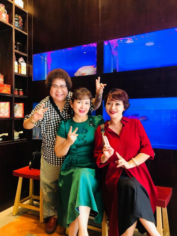 Nghệ sĩ Đinh Trà My, Minh Hòa, Minh Vượng.