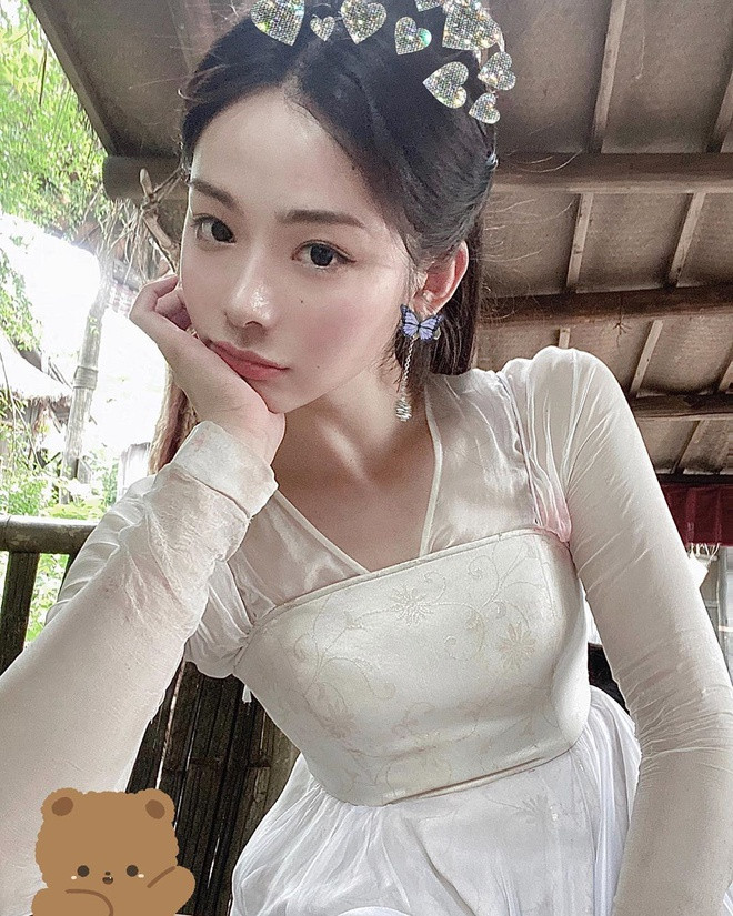 Nhiều người cho rằng diễn viên đóng thế có nhan sắc xinh đẹp hơn cả nữ chính Lưu Diệc Phi.