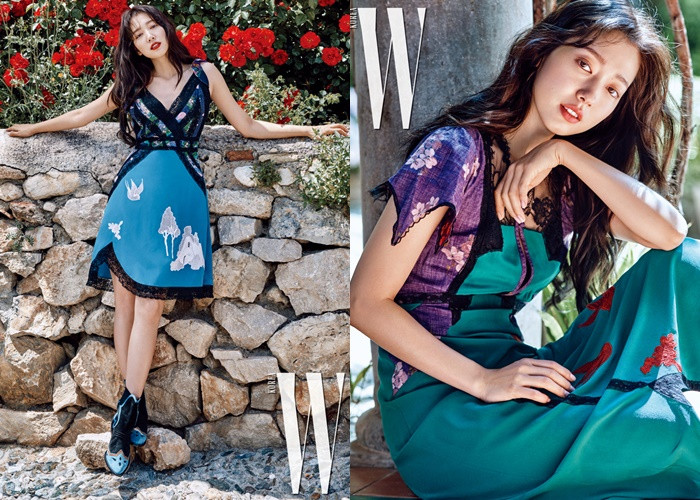 Những bộ váy liền thân luôn là món đồ được Park Shin Hye lựa chọn hàng đầu.