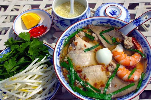Sợi hủ tiếu được sử dụng có độ dai vừa phải tạo nên một hương vị rất riêng khiến ai thưởng thức cũng phải yêu thích. Bởi vậy mà đây là một món ăn thơm ngon mà nhiều người lựa chọn ở miền Tây.