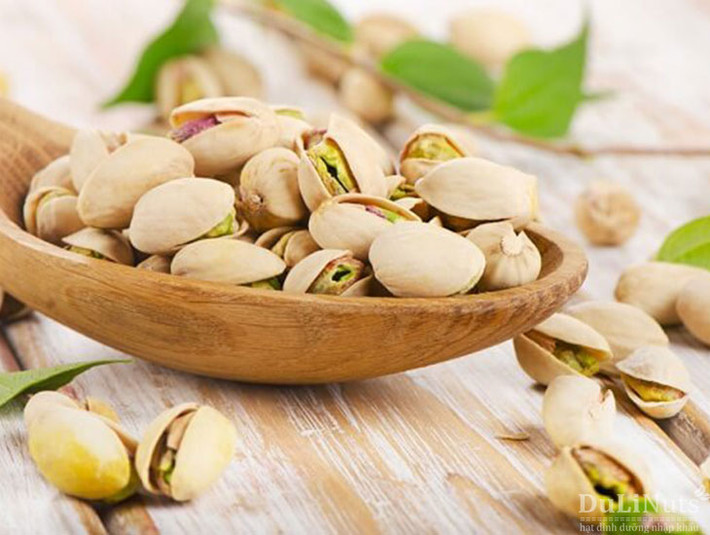 Một nghiên cứu mới đây cho thấy nếu sử dụng thường xuyên, hạt dẻ có thể giúp bạn giảm 22% nguy cơ béo phì, để bạn có được vòng eo, bụng thon gọn nhanh chóng.