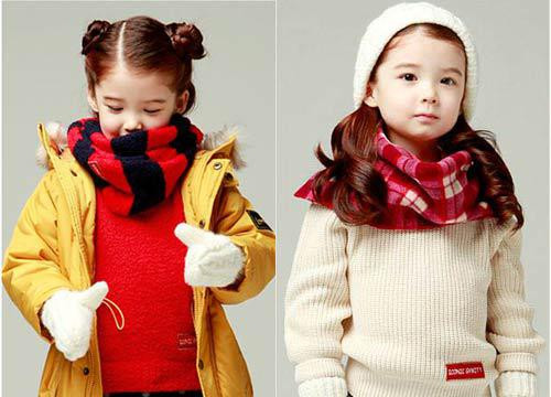 Vì thế khi mặc quần áo cho trẻ cần chú ý mặc trùm qua mông là tốt nhất vì trẻ thường nô đùa, chạy nhảy và để hở phần bụng. Hoặc mẹ cũng có thể mua các sản phẩm quấn bụng cho trẻ khi ngủ. Massage nhẹ nhàng phần bụng và lưng cũng là một cách giữ ấm và còn giảm táo bón, tốt cho dạ dày.