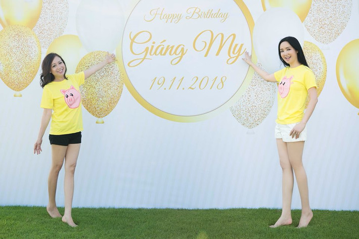 Với cách ăn mặc trẻ trung và nhan sắc không tuổi, ít ai tin rằng đây là hình ảnh Giáng My đón sinh nhật thứ 48.