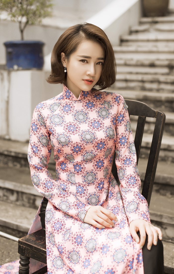 Từng khiến người hâm mộ tiếc nuối vì quyết định cắt phăng mái tóc nhưng Nhã Phương trông vẫn vô cùng thời thượng và dịu dàng ngay cả khi để tóc ngắn. Ảnh: Internet.
