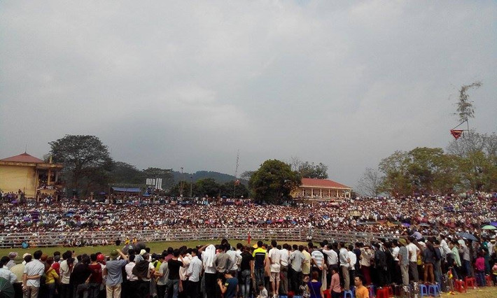 Tham dự vòng chung kết Hội chọi trâu Hàm Yên 2015 có 32 “ông Trâu”, chia thành 16 cặp giao đấu loại trực tiếp để xác định các ông trâu vào thi đấu các vòng tứ kết, bán kết và trận chung kết.