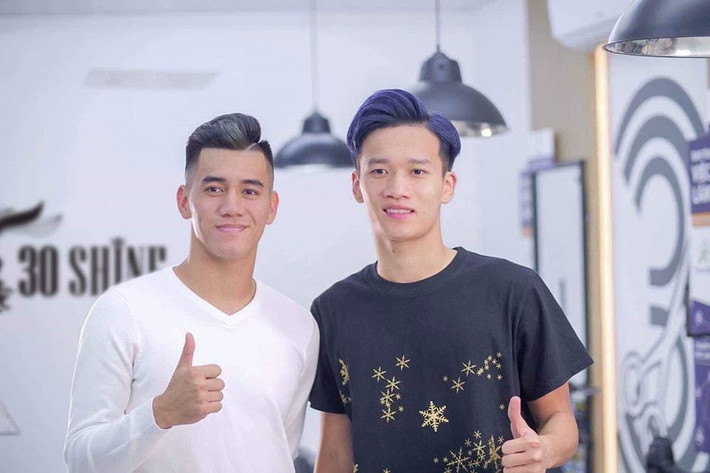Ngoài đời, Hoàng Đức sở hữu phong cách thời trang giản dị mà vẫn nam tính.