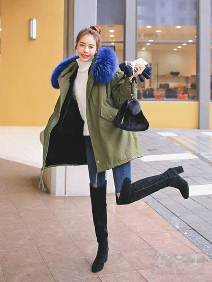Với một chiếc áo jacket cùng bốt cao, trông bạn sẽ khá mạnh mẽ.