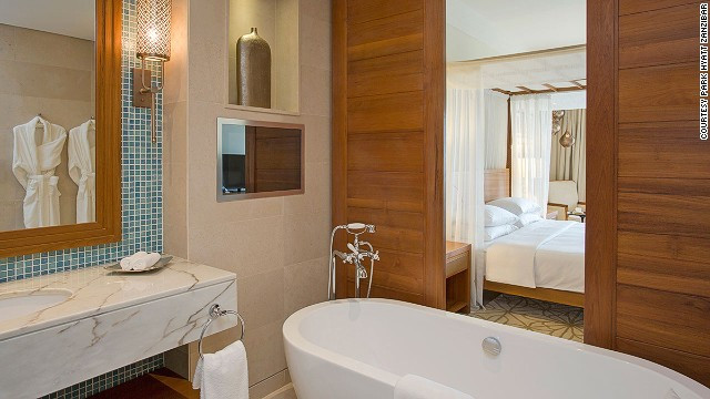 Khách sạn Park Hyatt Zanzibar (Tanzania). Khách sạn này, gồm 67 phòng trải rộng trên 2 tòa nhà, sẽ khai trương vào tháng 3/2015.