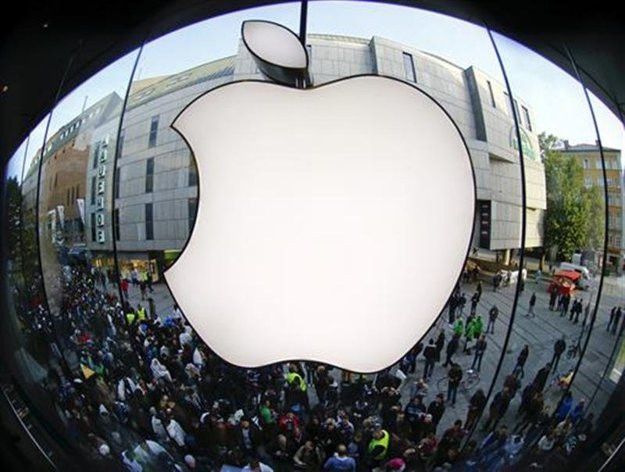 3. Doanh thu mà Apple nhận được từ iPhone gần gấp đôi so với tổng doanh thu quý vừa qua của hãng Microsoft (26,5 tỷ USD).