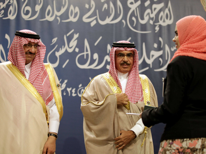 Ả rập Saudi đang xây dựng 6 “thành phố kinh tế”, ước tính đem về cho GDP nước này khoảng 150 tỷ USD, lớn gấp 3,5 lần GDP của Kenya (44,1 tỷ USD). Các thành phố này được đặt trên khắp cả nước và dự tính mang lại khoảng 1,3 triệu việc làm và nâng mức GDP đầu người từ 13.000 USD lên 33.500 USD.