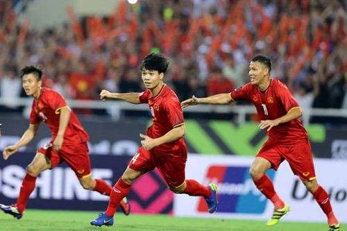 Công Phượng cũng yêu thích đôi giày thuộc thương hiệu Nike dòng Fotballsko Nike Mercurial Superfly VI 360 Elite FG. Ảnh: Dân Việt.