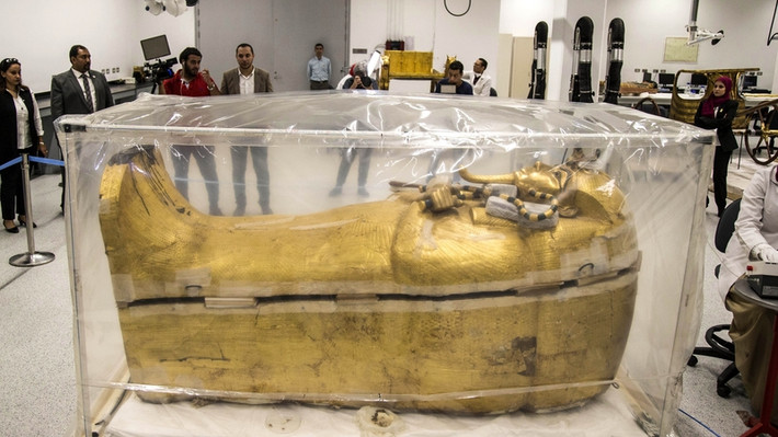 Theo đó, đây sẽ là lần đầu tiên 3 cỗ quan tài đặt thi hài Tutankhamun được trưng bày cùng nhau kể từ khi phát hiện.
