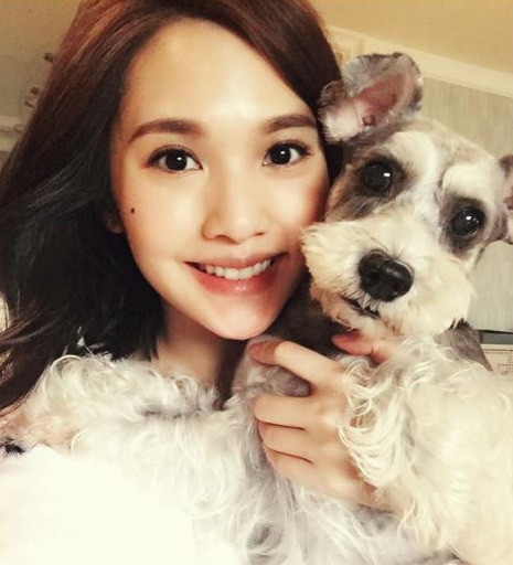 Khuôn mặt Dương Thừa Lâm luôn toát lên vẻ xinh xắn đáng yêu và đôi mắt chính là ưu điểm giúp cô trẻ hơn so với tuổi rất nhiều.