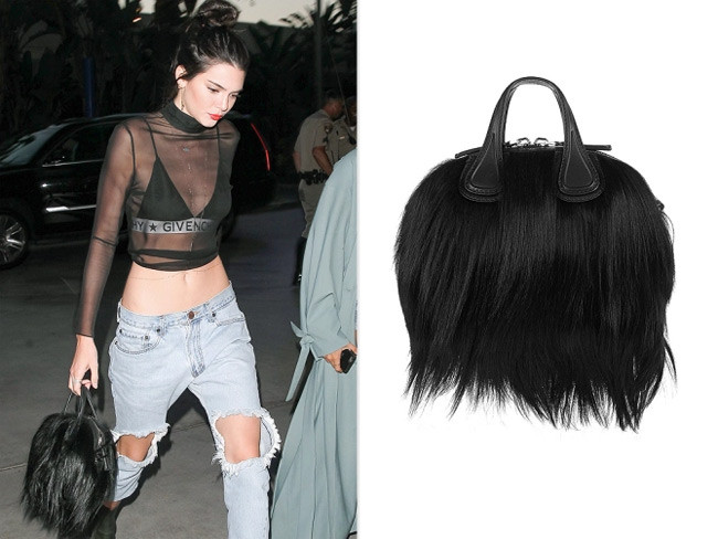 Túi lông của Givenchy, giá 4.490 USD được làm bằng lông dê đặc biệt và ra mắt vào mùa thu năm 2015 là một trong những vật bất ly thân của Kendall Jenner.