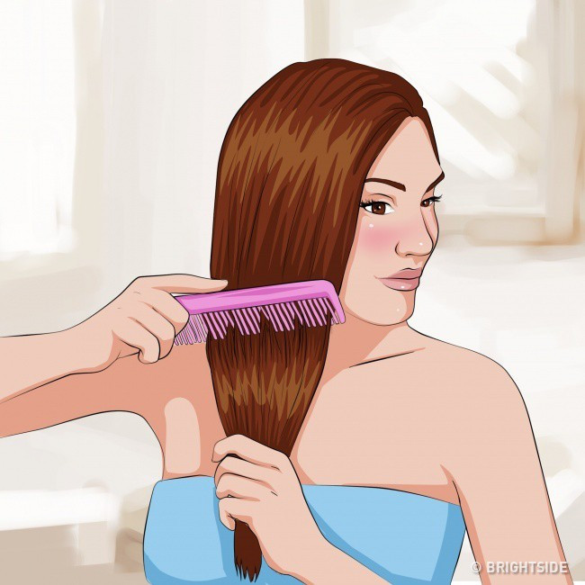 Cách chải tóc: Hãy để tóc khô tự nhiên sau khi tắm, nhưng đừng quên chải tóc 5 phút mỗi lần. Chia tóc thành nhiều phần, nhẹ nhàng chải từng phần để giữ tóc được thẳng.