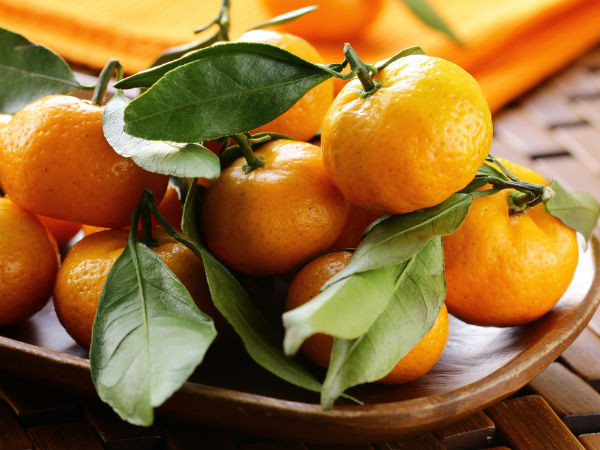Cam quýt: Sự kết hợp của chất chống oxy hóa cao (vitamin C) và flavonoid có trong cam, quýt khiến nó trở thành loại hoa quả có tác dụng tăng cường sức khoẻ. Nó cũng là loại quả giúp làm giảm bớt chứng ho, khản tiếng - một chứng bệnh thường xuất hiện trong mùa đông. Ảnh: Internet.