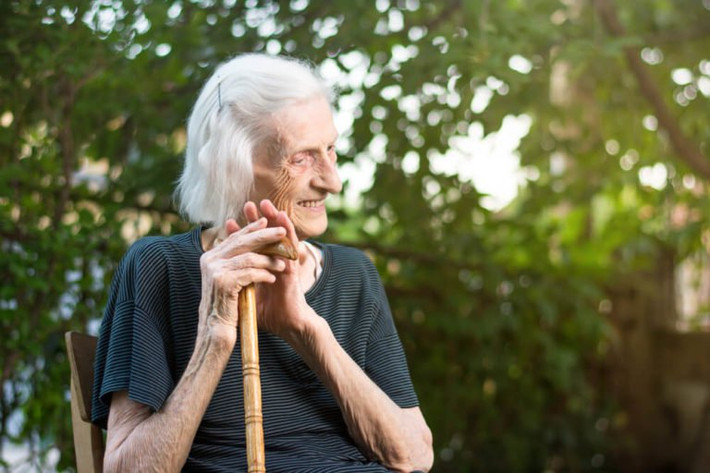 Không có khả năng lập kế hoạch: Những người trong giai đoạn đầu của bệnh Alzheimer thuòng không có khả năng lập kế hoạch.