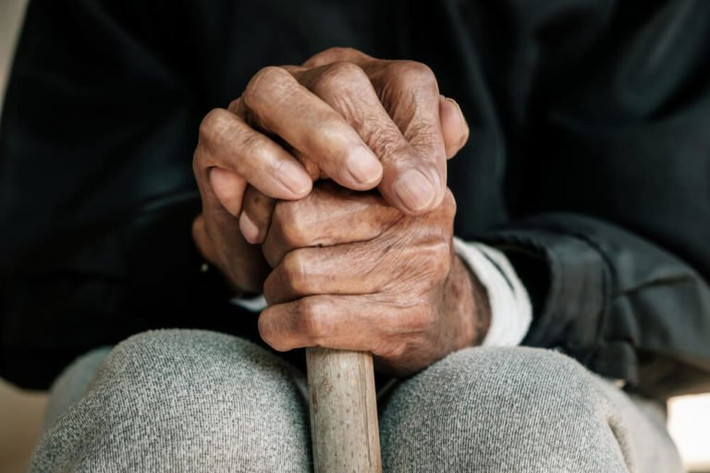 Bệnh Alzheimer là dạng sa sút trí tuệ phổ biến nhất - một loại rối loạn não ảnh hưởng đến cuộc sống hàng ngày do mất trí nhớ và thay đổi nhận thức.